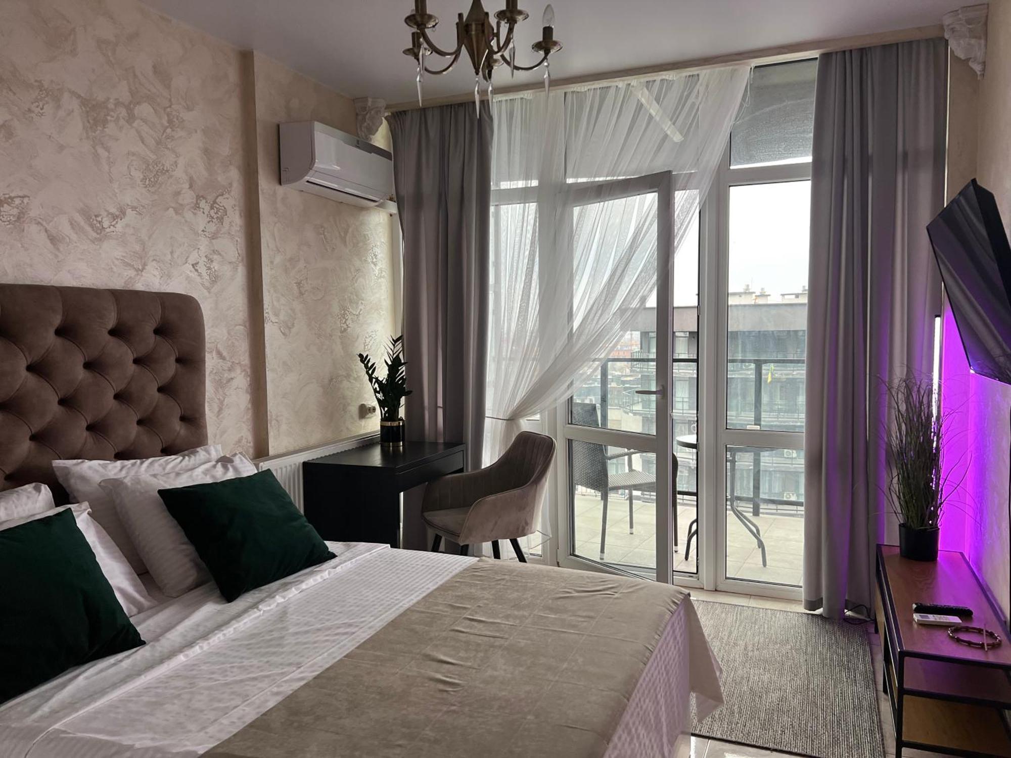 Apartments Vip Avalon Lviv Bagian luar foto