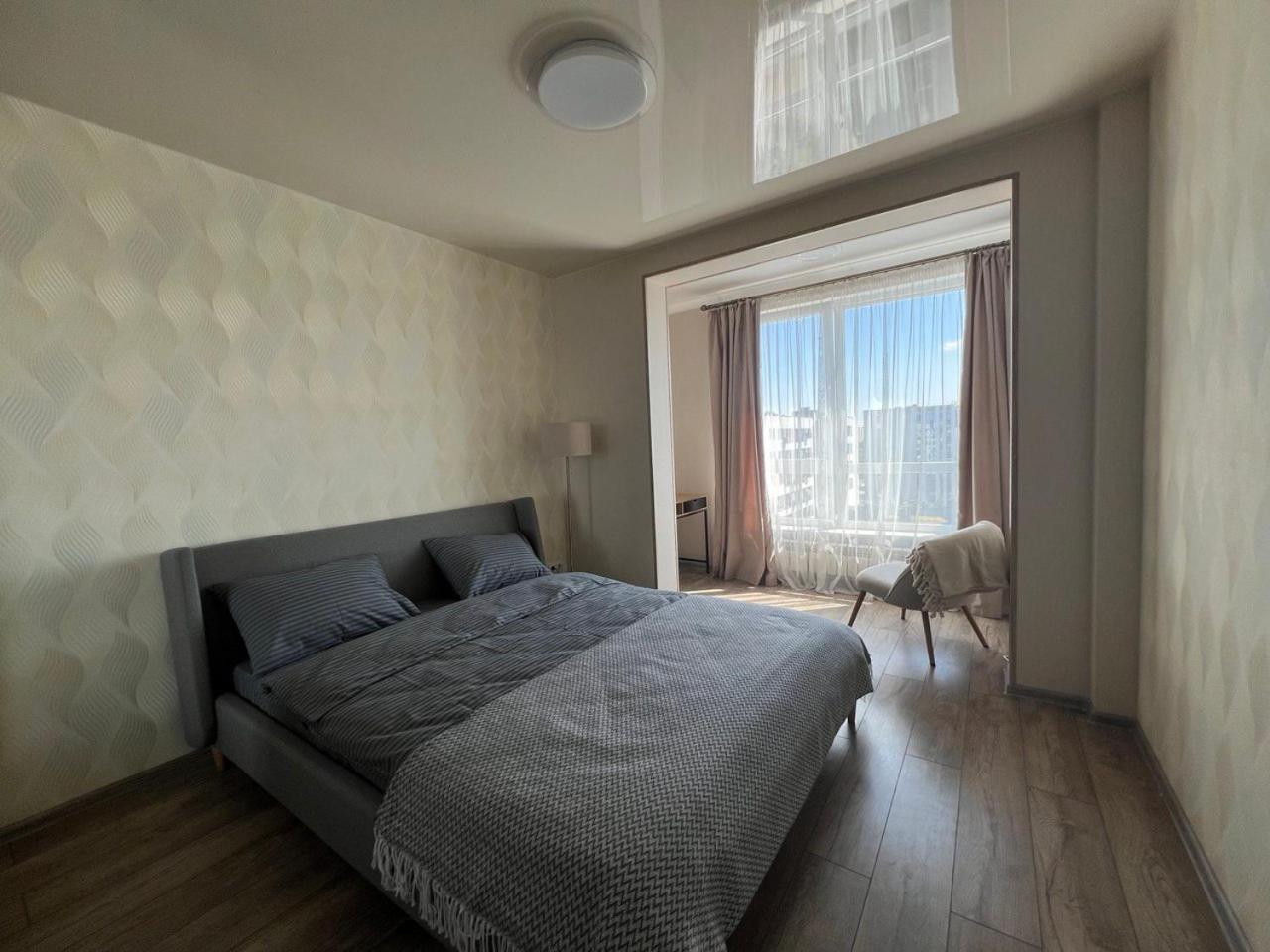 Apartments Vip Avalon Lviv Bagian luar foto