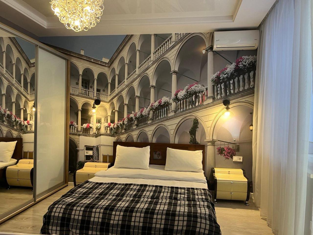 Apartments Vip Avalon Lviv Bagian luar foto