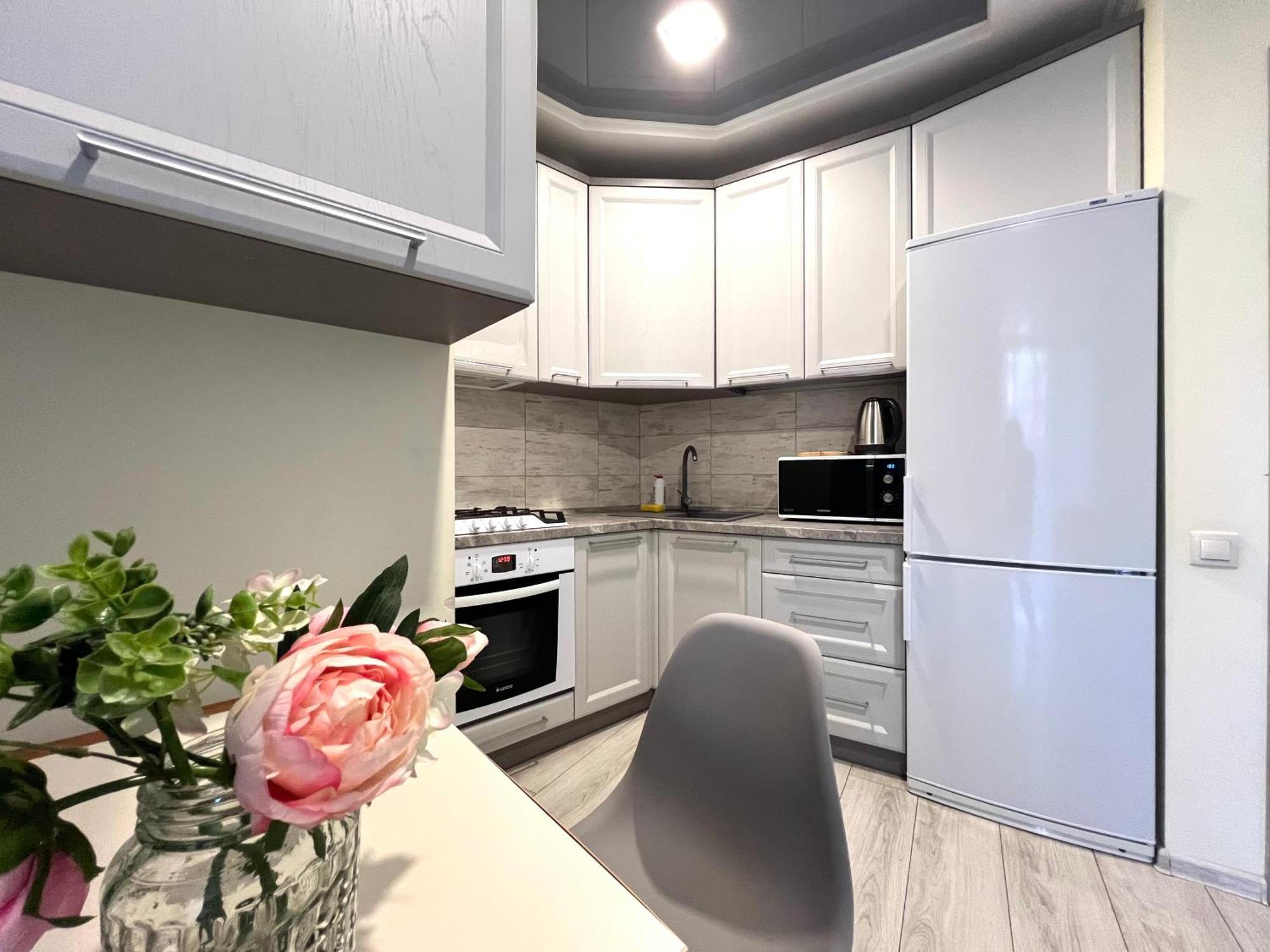 Apartments Vip Avalon Lviv Bagian luar foto