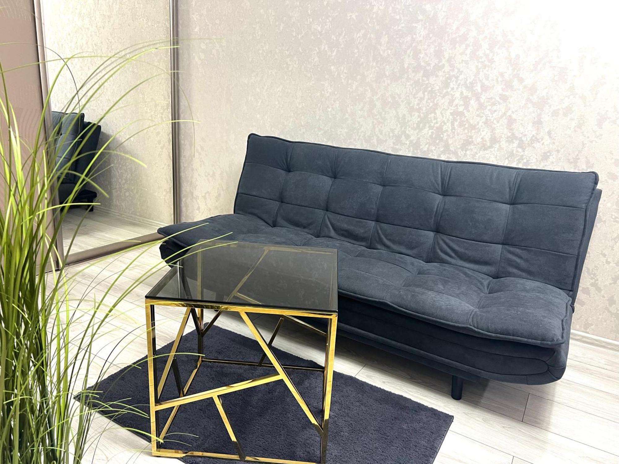 Apartments Vip Avalon Lviv Bagian luar foto
